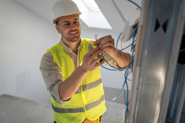 Best Commercial Electrician Services  in Farmingdale, NY